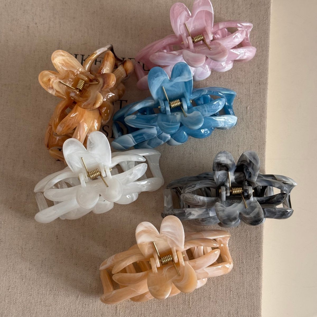 Flower Large Hair Claw Clips C - Gaming Equipment Accessories 评论和价格